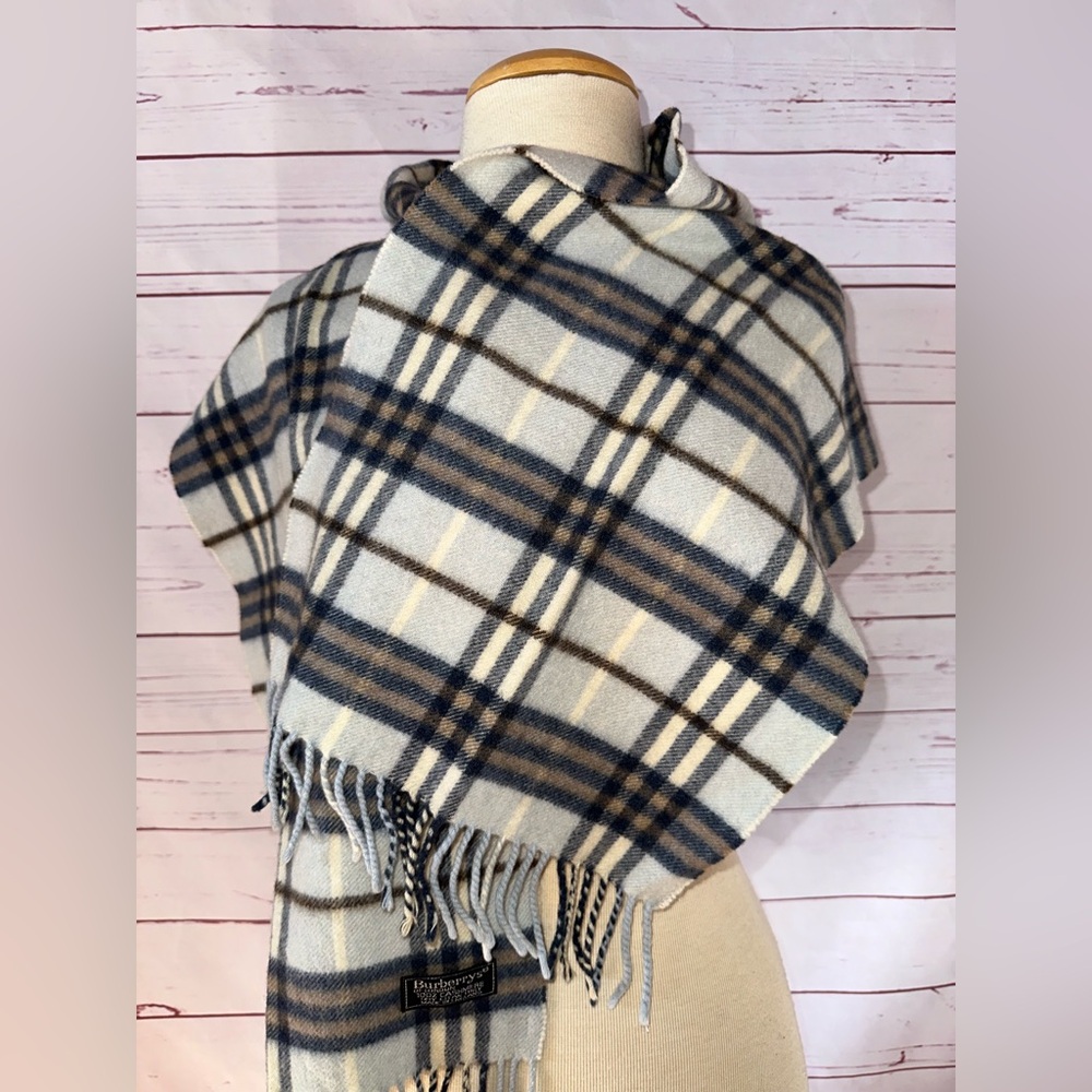 BURBERRY London 100% Cashmere Nova Check Fringe Scarf Blue Authentic Vintage